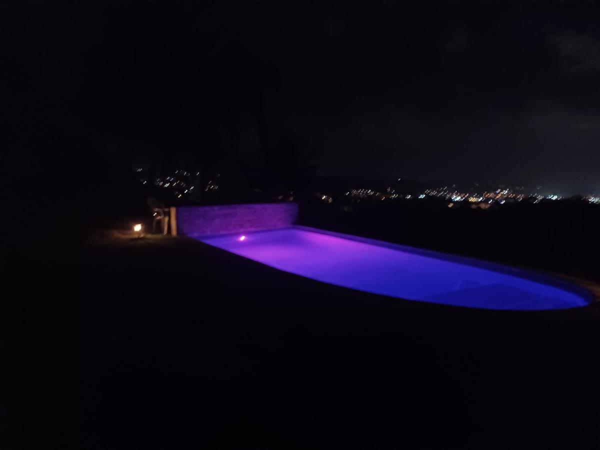 Jubilee Campsite Swim & Paint Las Piedras 외부 사진